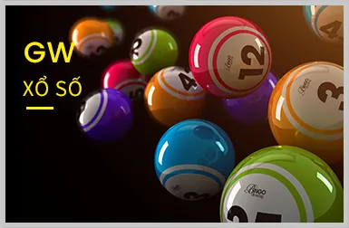 Người chơi đang tập trung vào máy đánh bạc cwin88 casino